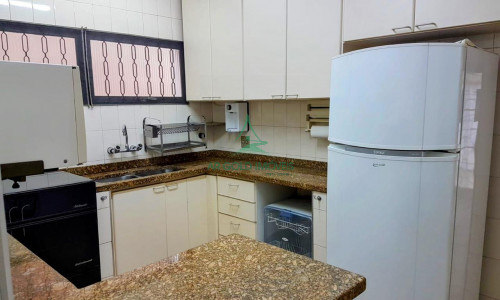 Sobrado à Venda na Lapa | 215m² | 3 Suítes | Planejados | Lareira | 6 Vagas