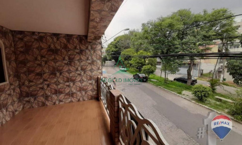 Casa à Venda no Jaraguá | 128m² | 4 Quartos | 1 Suíte Master | Churrasqueira | 2 Vagas