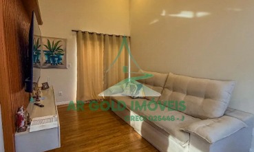 Casa à Venda no Residencial Bosques dos Ipês | 350m² | 2 Quartos | 1 Suíte | Quintal Amplo | 2 Vagas