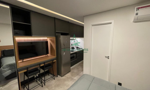 Studio à Venda no Centro | 23m² | 1 Suíte | Mobiliado | Varanda | To Be Free
