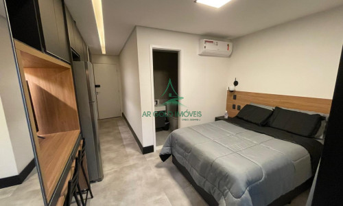 Studio à Venda no Centro | 23m² | 1 Suíte | Mobiliado | Varanda | To Be Free