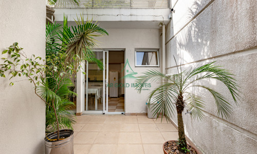 Sobrado à Venda em Perdizes | 172m² | 3 Quartos | Reformado | 3 Suítes | 1 Vaga