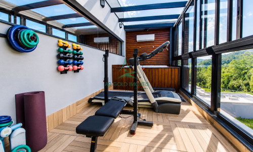 Casa à Venda em Alphaville | 460m² | 5 Suítes | Piscina Aquecida | 4 Vagas | Campos do Conde